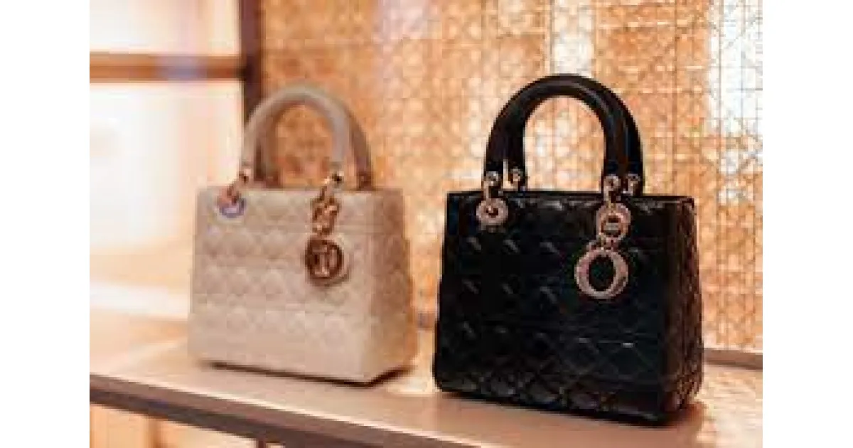 DIOR